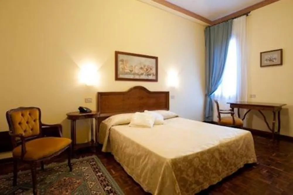 Hotel Florida contacts